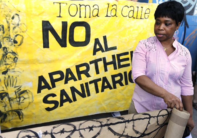 Inmigrantes tarjeta sanitaria protesta