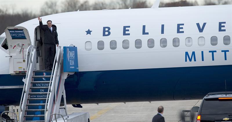 Romney avión de campaña