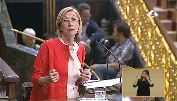 La portavoz de Rosa Díez, de UPyD, en el debate del Congreso de los Diputados.