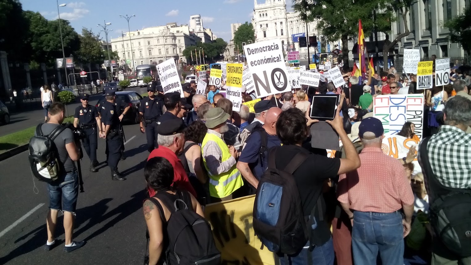 15M_protesta_contra_policía