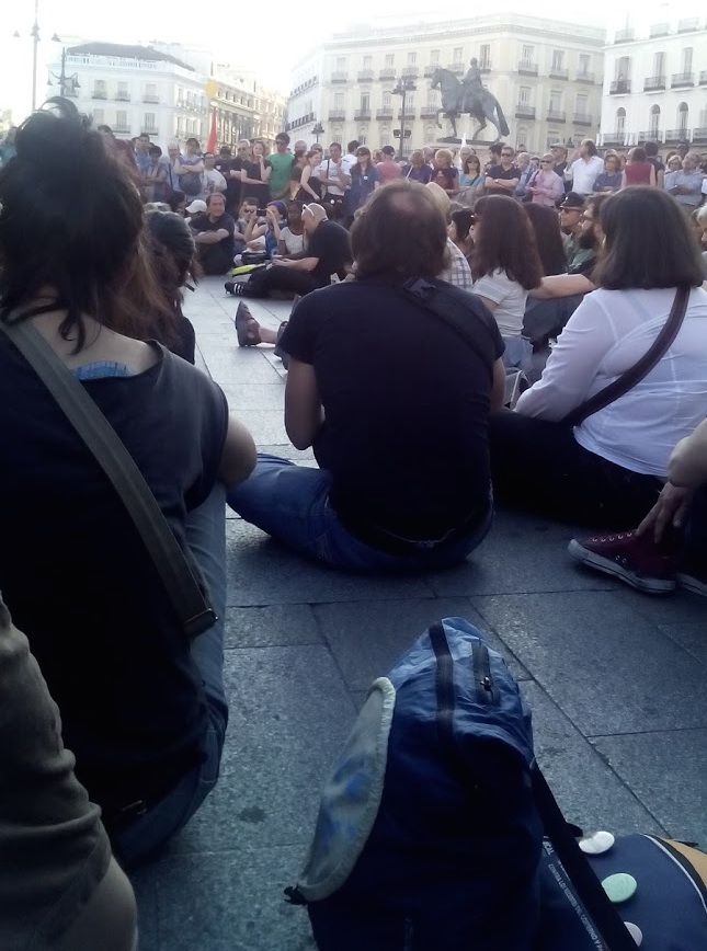 Asamblea_15M_Puerta_del_Sol