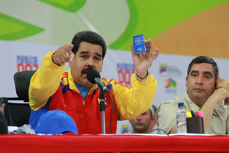 Madura_denuncia_agitadores_golpe_Estado