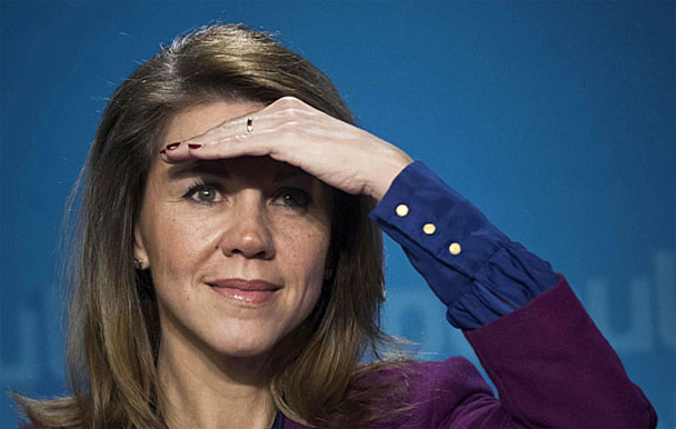 María Dolores Cospedal durante una rueda de prensa en la sede del PP