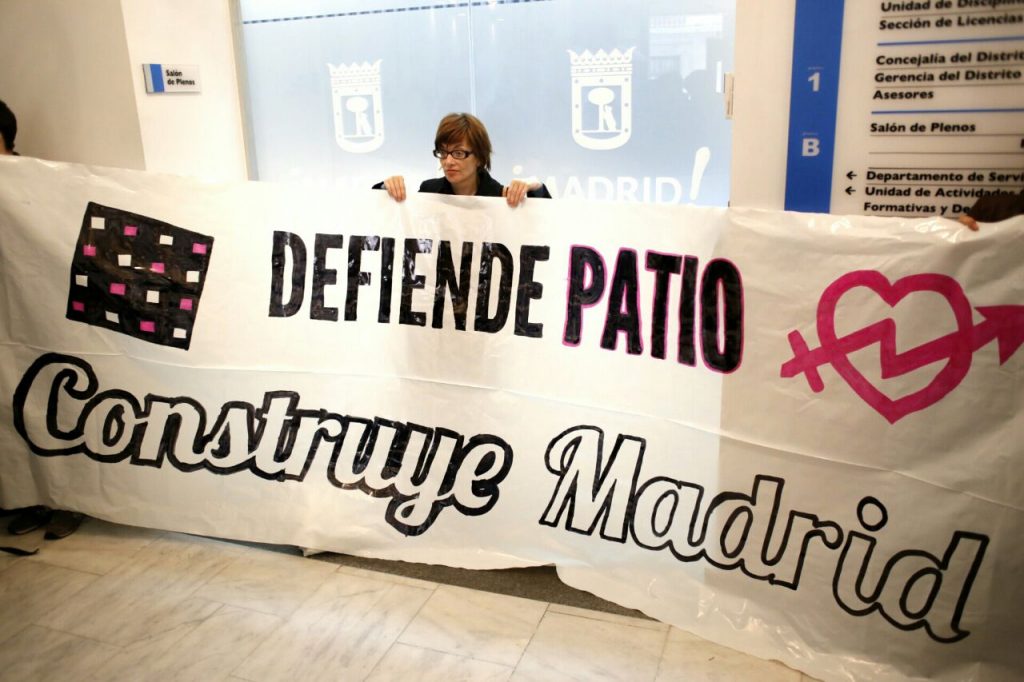 #PatioenlaJunta. Acción de protesta de 'Patio Maravillas'.