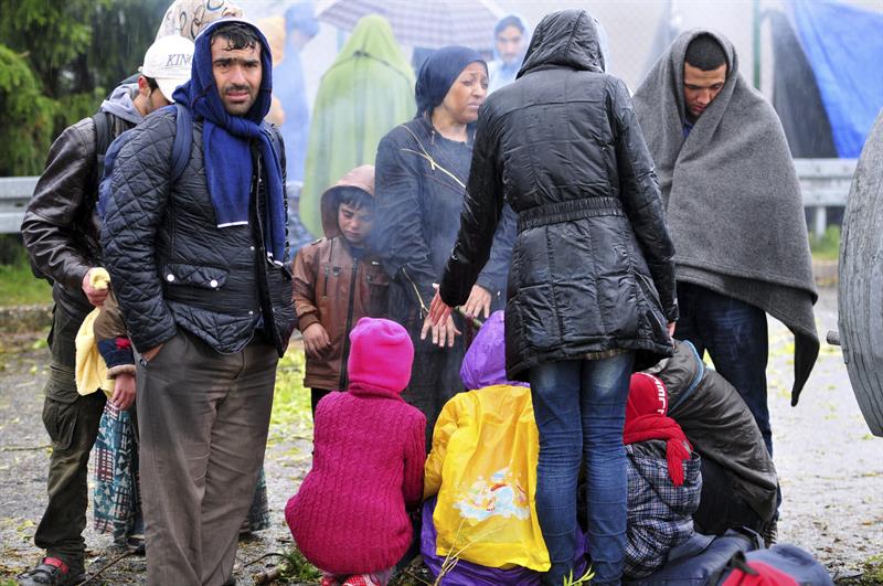 Grupo_refugiados_Coracia
