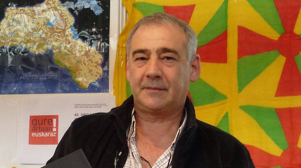 Manuel Martorell durante la presentación de uno de sus libros. / C. P.