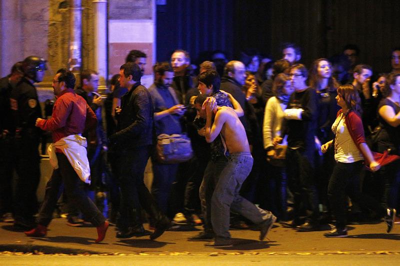 Fotogalería_de_los_atentados_de_París_rehenes_liberados