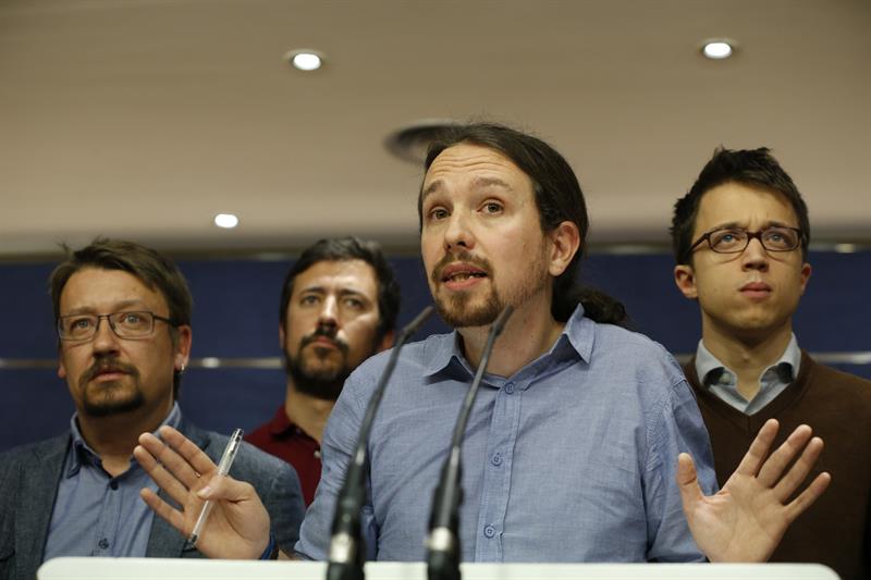 Pablo Iglesias, esta mañana, durante su comparecencia ante los periodisas en el Congreso. / Kiko Huesca (Efe)