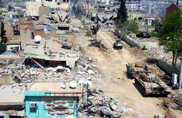 Varios blindados del Ejército turco durante su actuación en la ciudad de Nusaybin. / Jinha