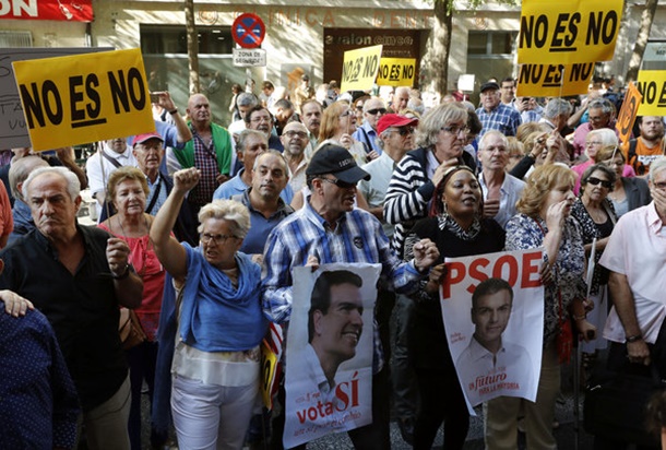 militantes-psoe-efe