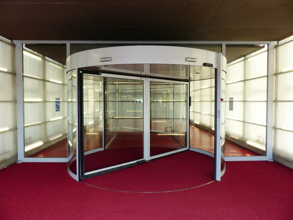 puertas giratorias
