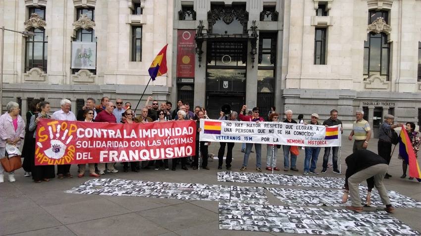 Concentración por la Memoria Histórica