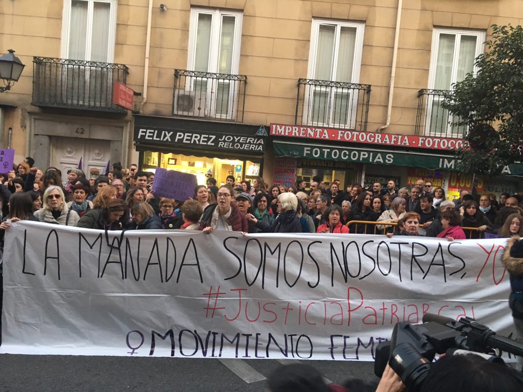 Concentración frente al Ministerio de Justicia contra la justicia patriarcal, 