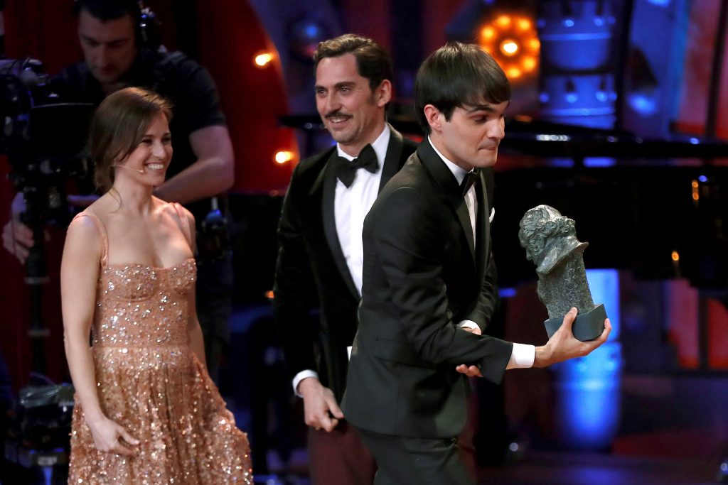 El actor Eneko Sagardoy se llevó el galardón al Mejor Actor Revelación, por su interpretación en "Handía"