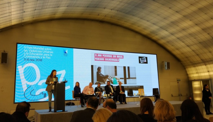 Coloquio sobre aporofobia en el II Foro contra Violencias Urbanas y Educación para la Convivencia y la Paz que se celebra esta semana en Madrid