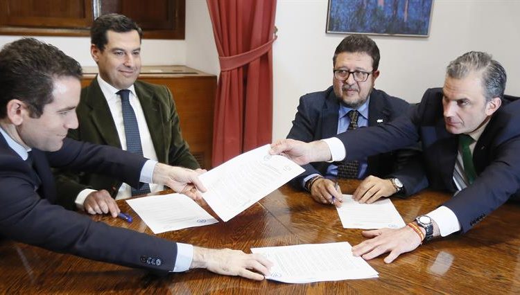 teodoro garcia ejea y javier ortega smith andalucia pacto de gobierno