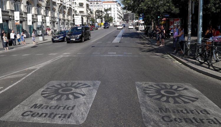 Entrada a Madrid Central por la Carrera de San Jerónimo