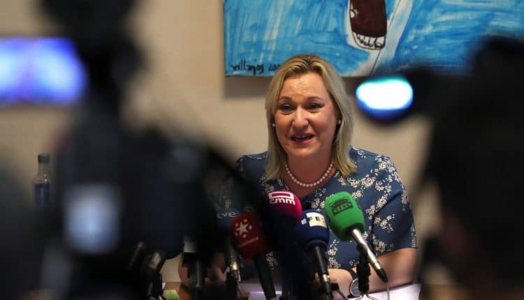 Inés Madrigal, víctima de la trama de bebés robados, durante la rueda de prensa en la que informó de avances "definitivos" en la investigación sobre sus orígenes biológicos