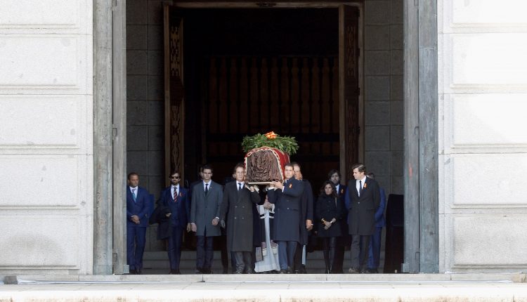 Exhumación de Franco en el Valle de los Caídos