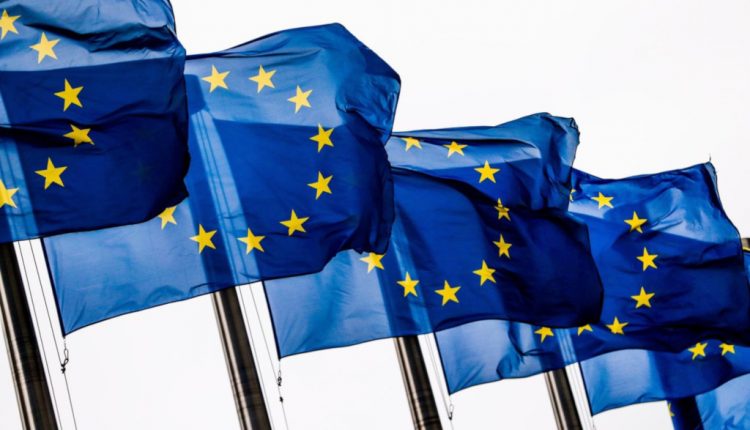 UE