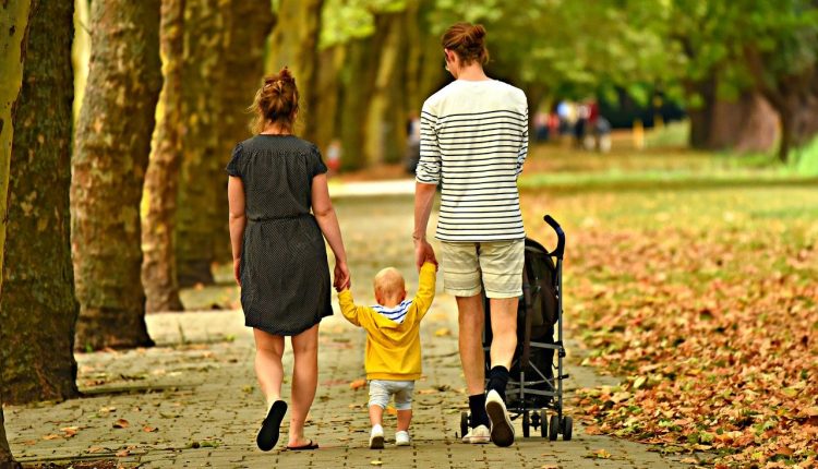 familia en un parque
